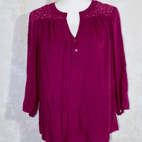 St. John's Bay Women's Fuchsia Lace Detail Blouse | XL Petite - Picture 1 of 5